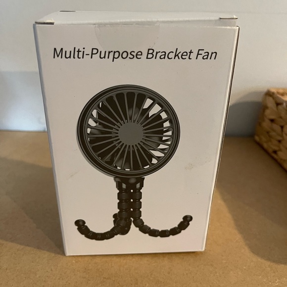 New GUSGO - Mini USB rechargeable fan 3 adj speeds & bendable tripod Free Gift - Picture 7 of 12